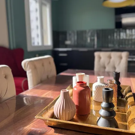 Pour 8 Personnes Et 5 Lits Galaxie *