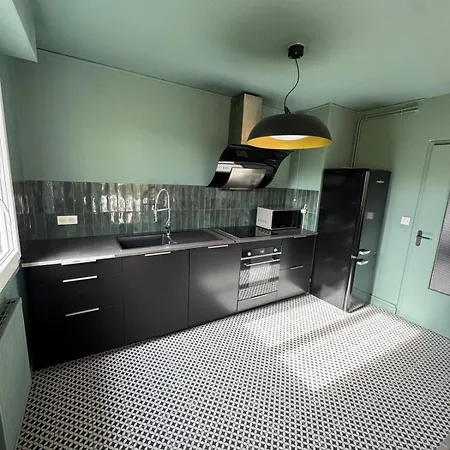 Pour 8 Personnes Et 5 Lits Galaxie * Clermont-Ferrand