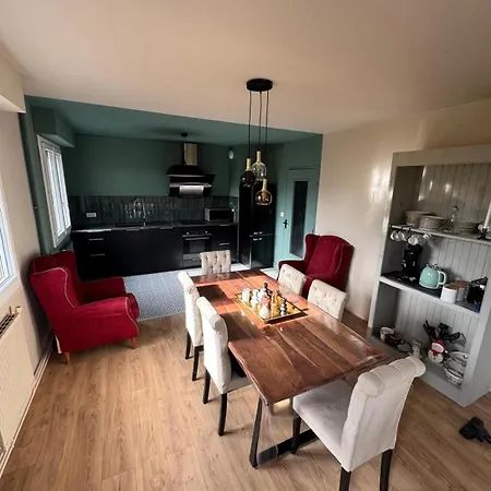 Pour 8 Personnes Et 5 Lits Galaxie *